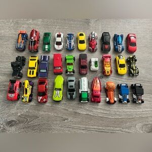 Hotwheels Toy Diecast Cars Lot Of 30 cars lot #5